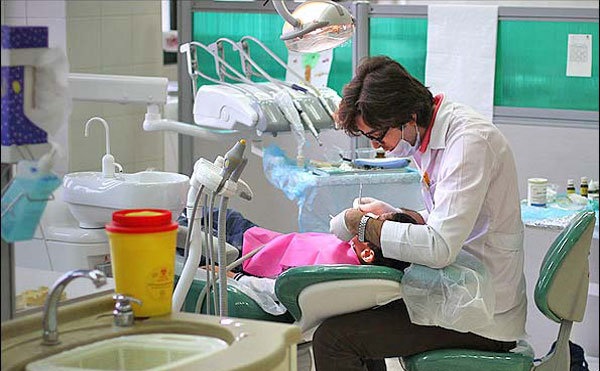 راه اندازی اولین کلینیک دندانپزشکی جزیره خارگ